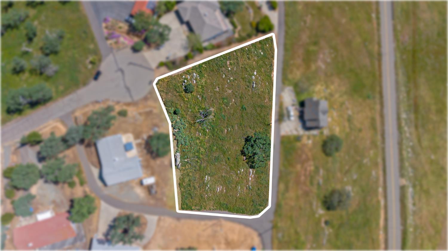 9644 Fachada Way, La Grange, CA 95329
