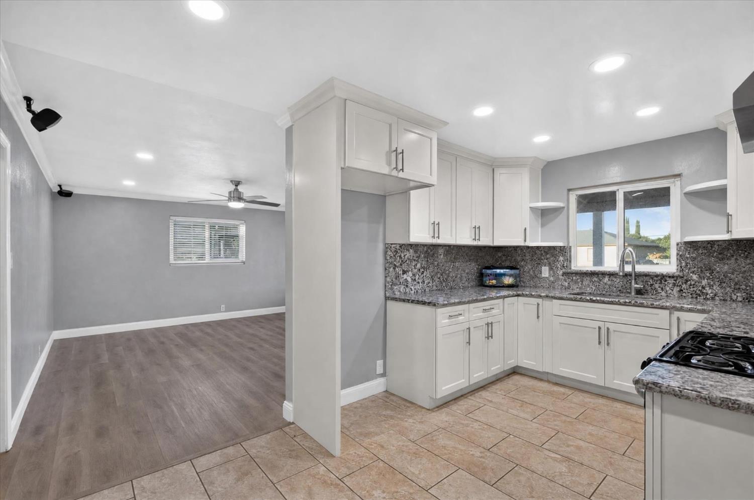356 N sheridan, Manteca, CA 95336