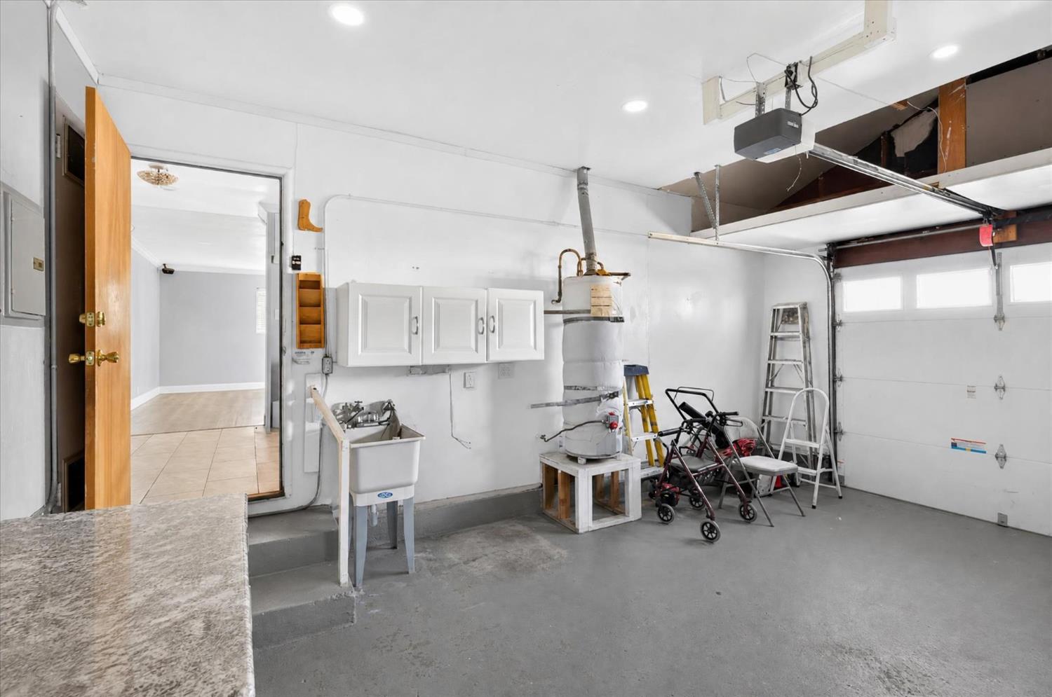 356 N sheridan, Manteca, CA 95336