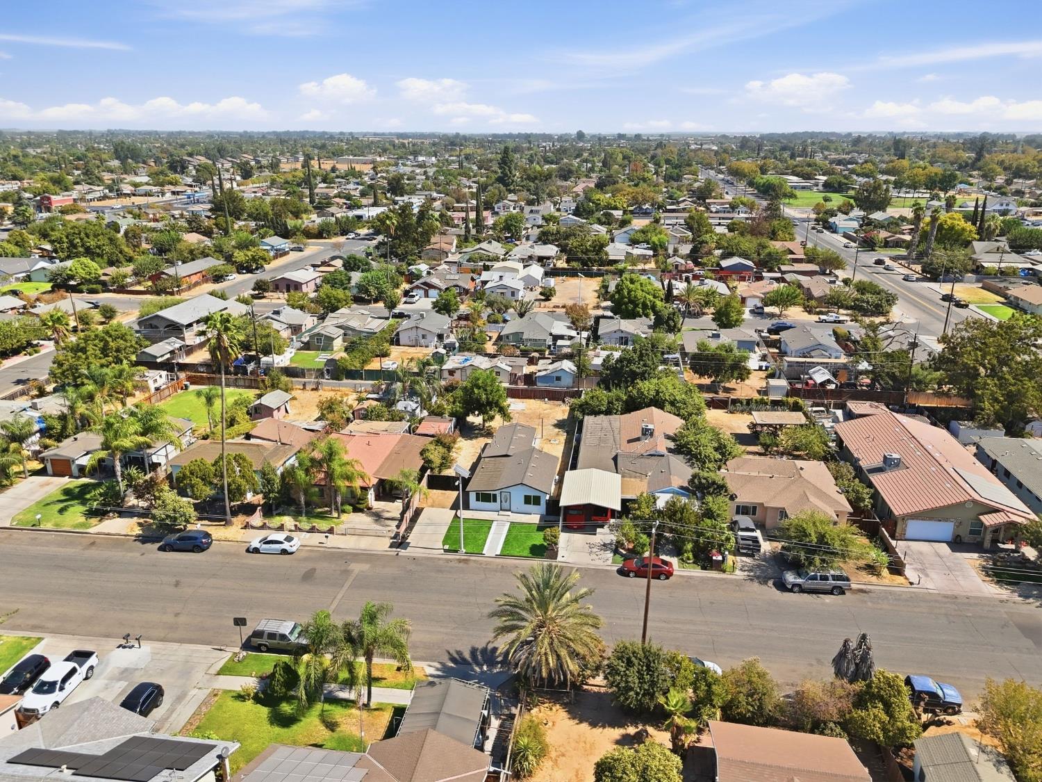 915 Sonora St, Madera, CA 93638
