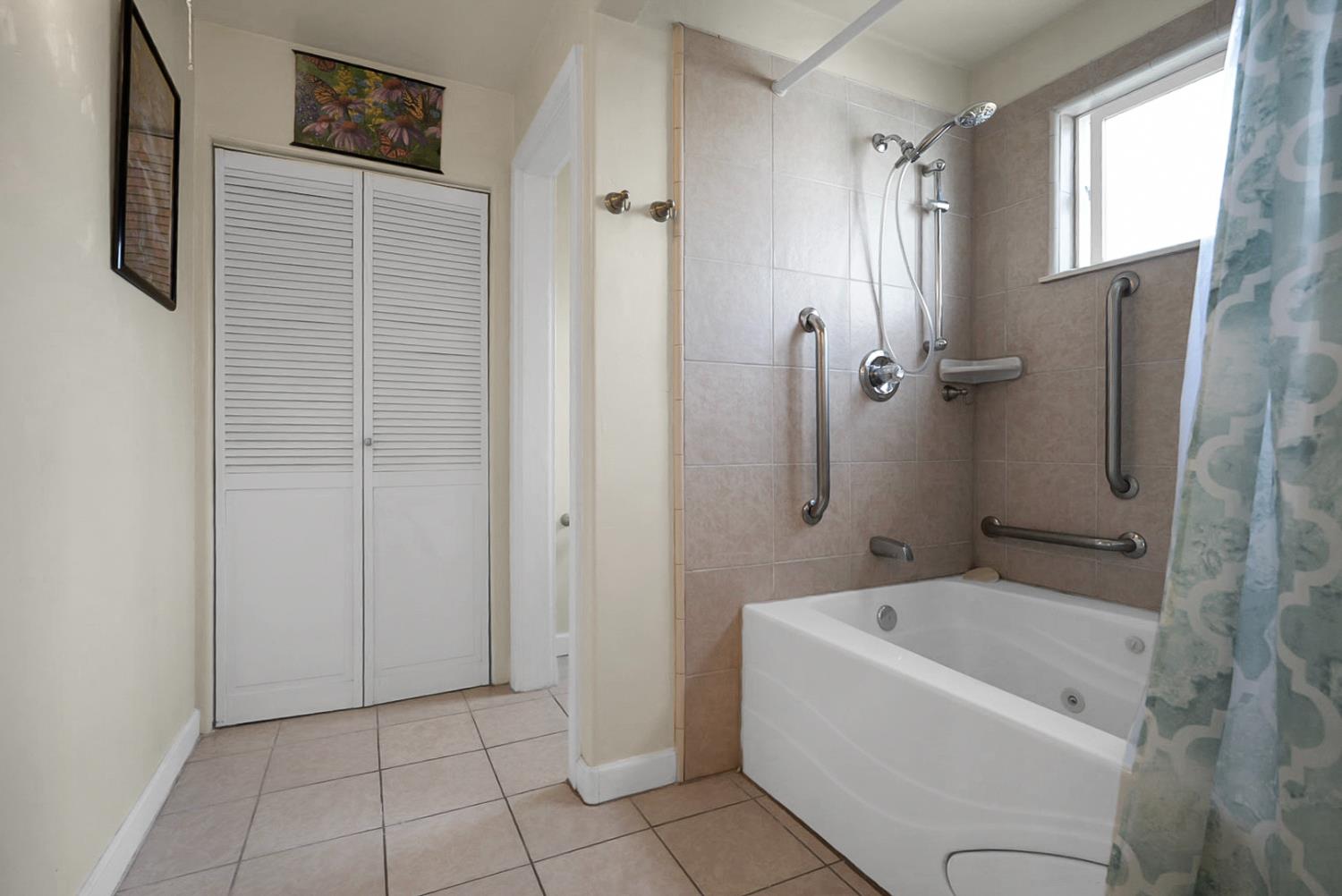 2505 JACKSON Ave #161, Escalon, CA 95320