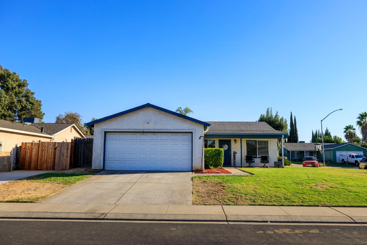 2854 Robirds Ln, Riverbank, CA 95367