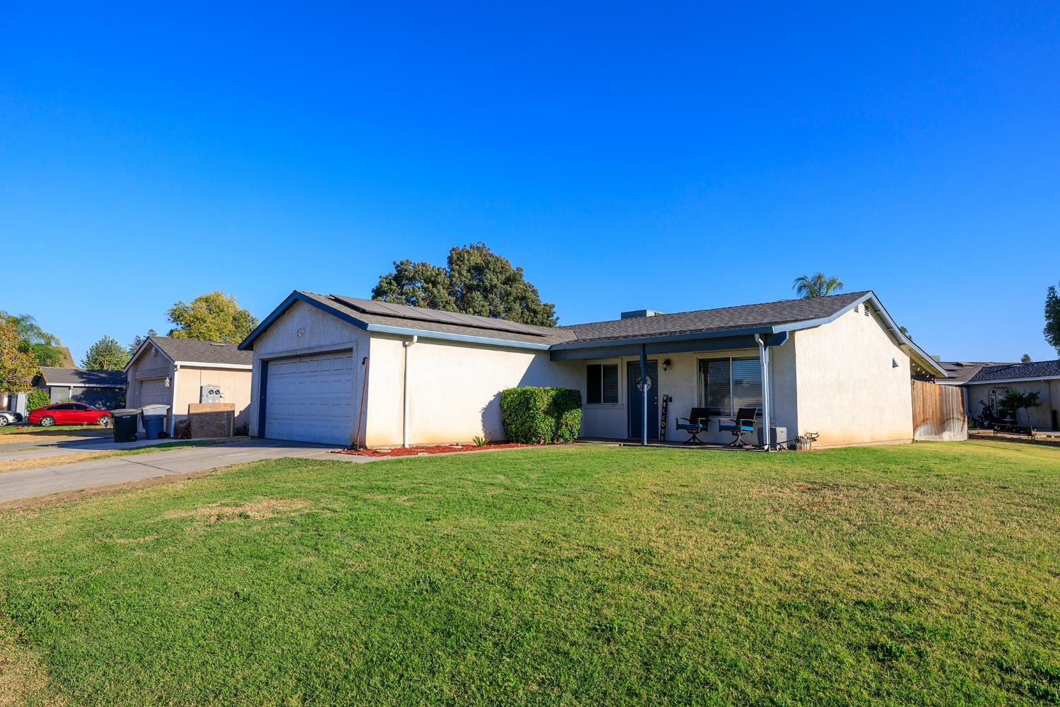 2854 Robirds Ln, Riverbank, CA 95367