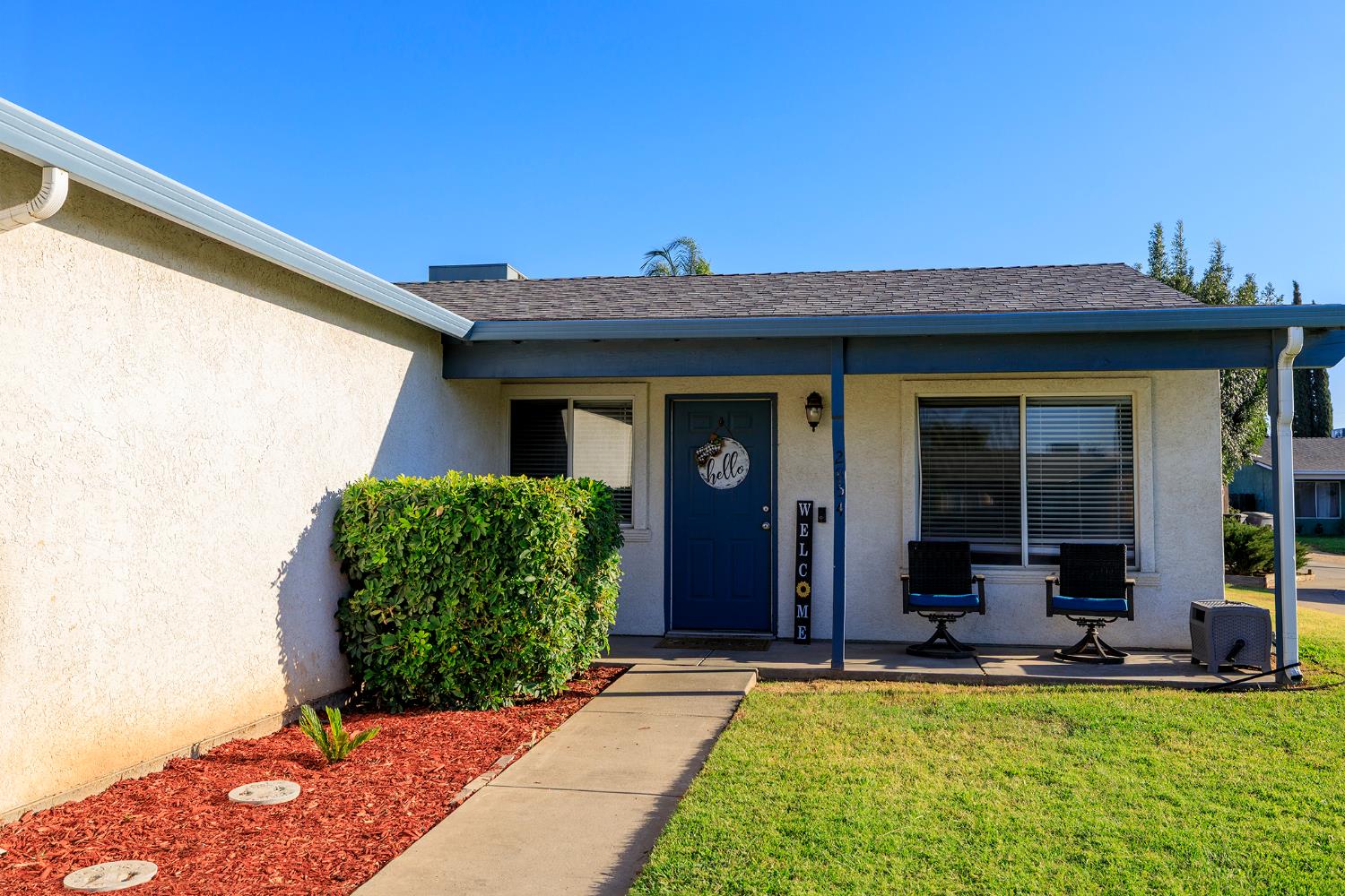 2854 Robirds Ln, Riverbank, CA 95367
