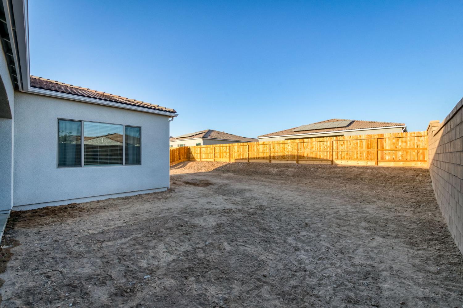 1609 Atlantica Drive South, Madera, CA 93636