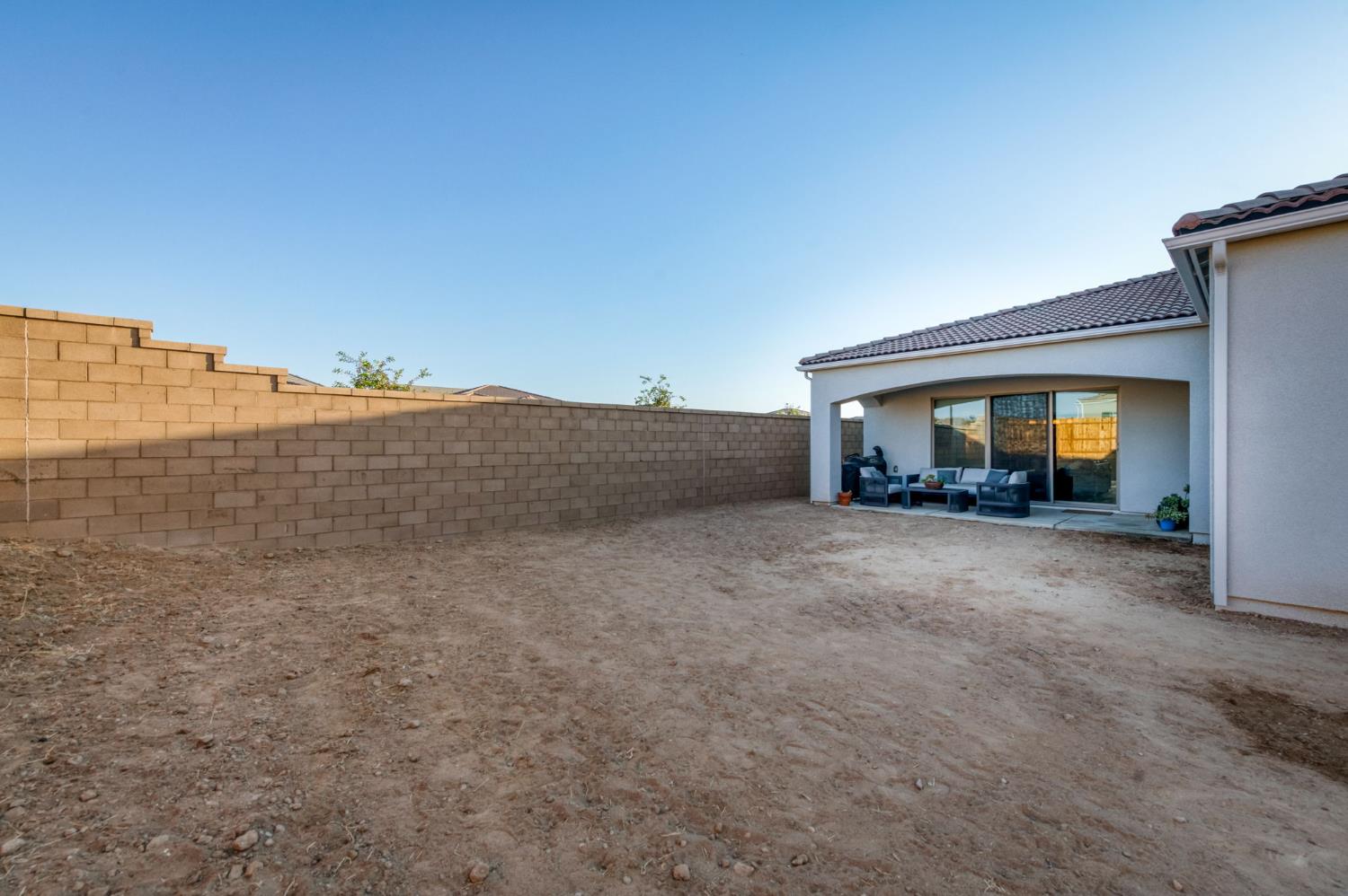 1609 Atlantica Drive South, Madera, CA 93636