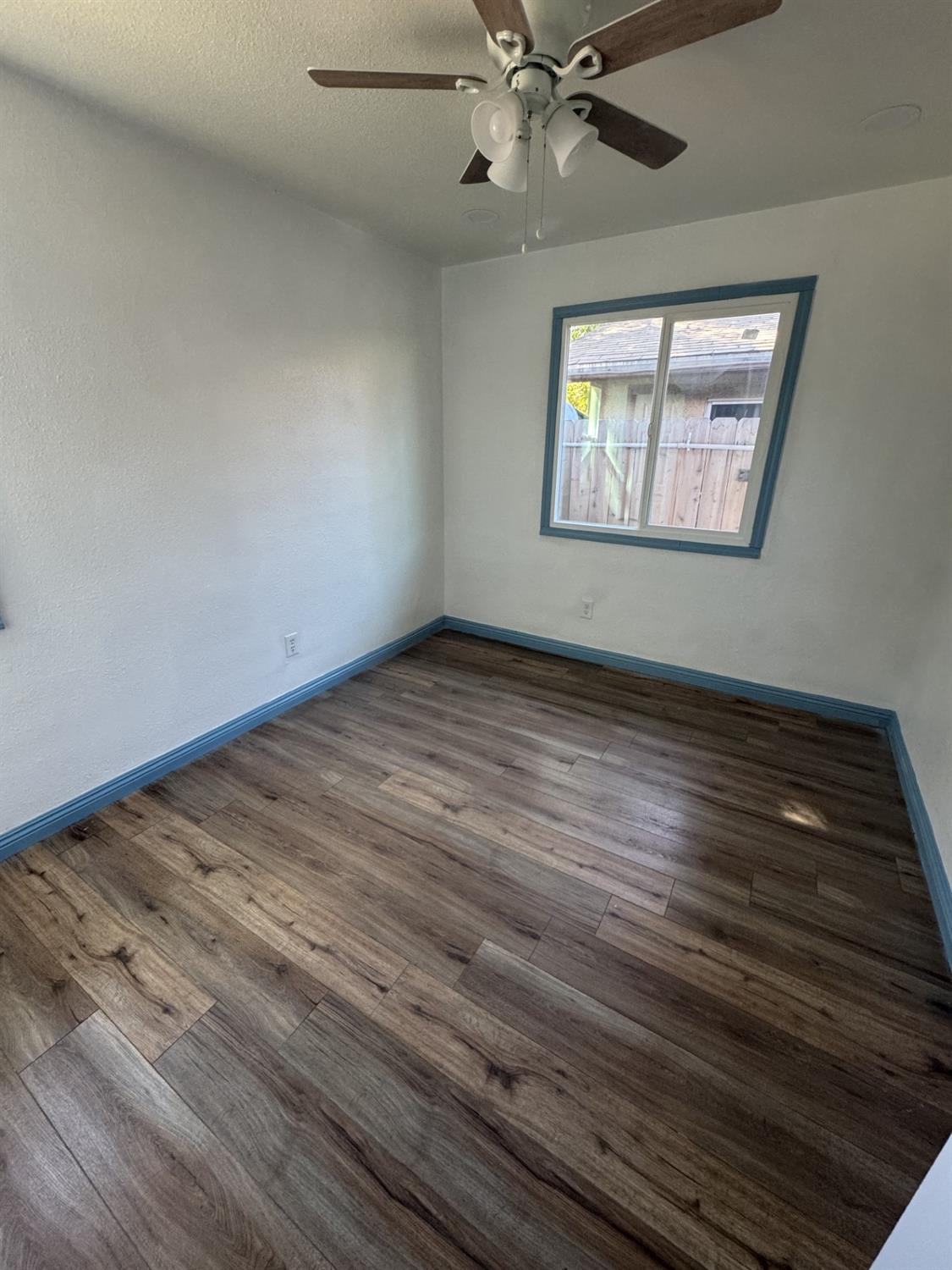 128 Park St, Madera, CA 93637