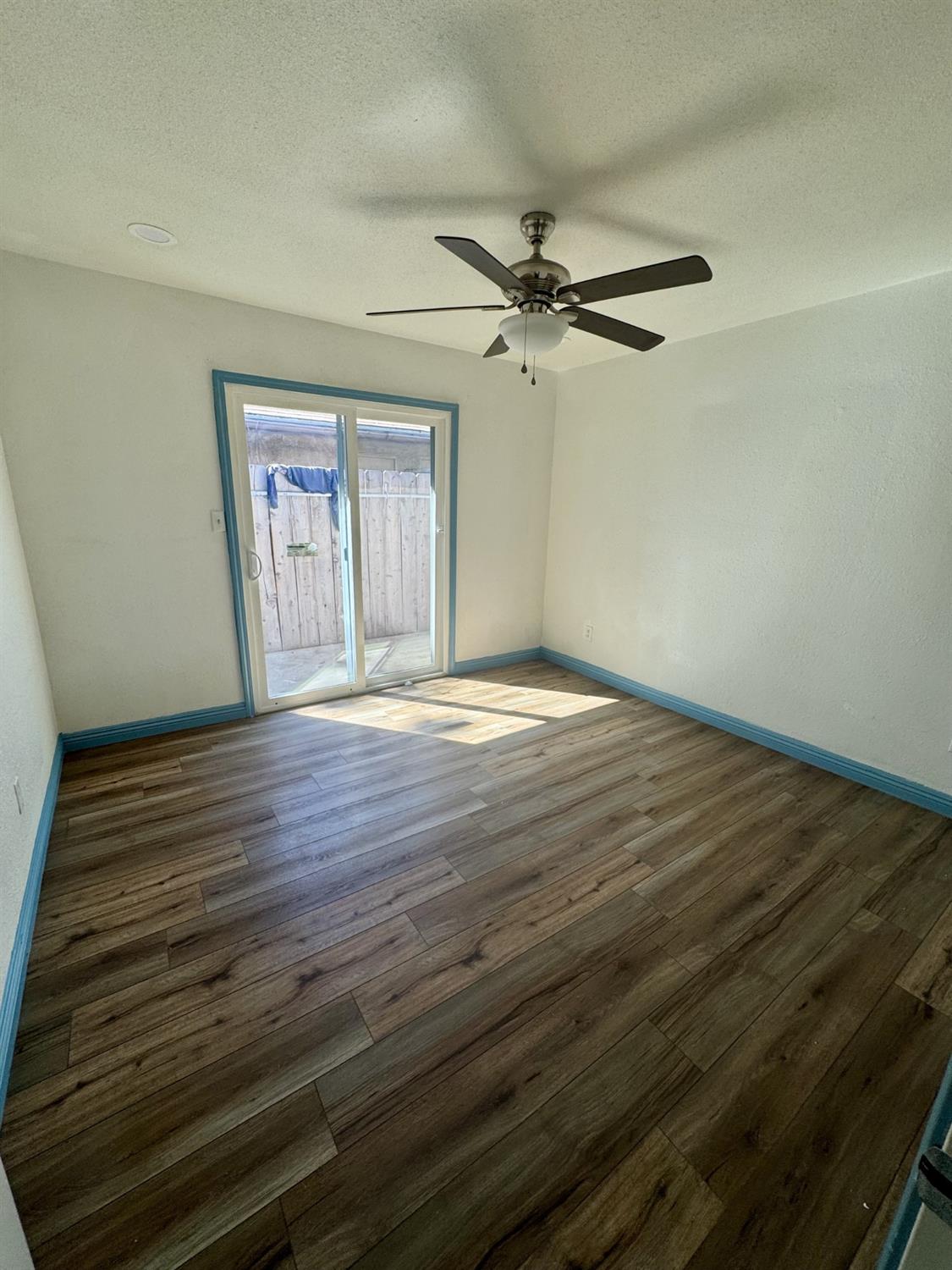 128 Park St, Madera, CA 93637