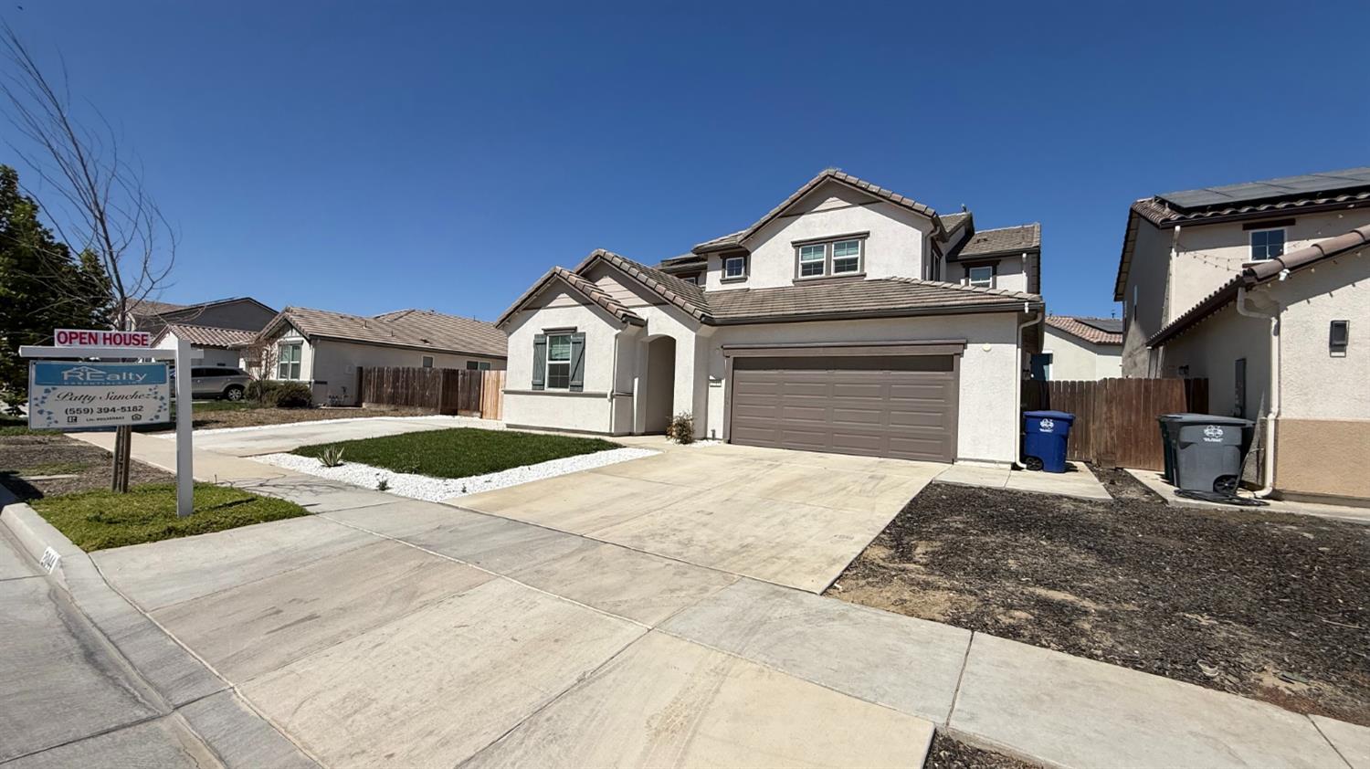 2044 Edward St, Los Banos, CA 93635