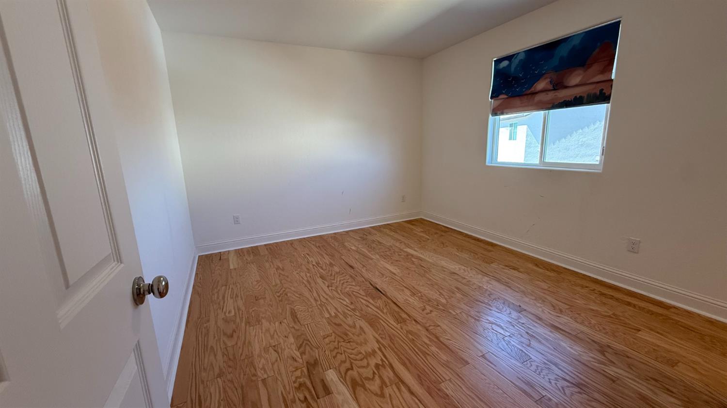 2044 Edward St, Los Banos, CA 93635