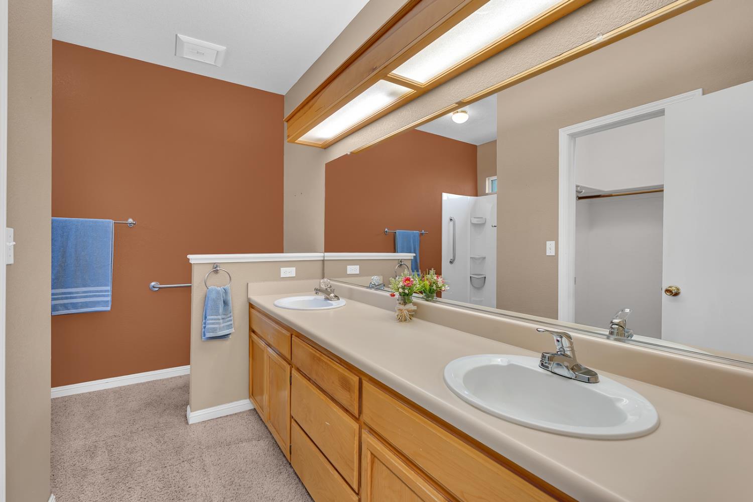 1427 Via Fraga, Gustine, CA 95322
