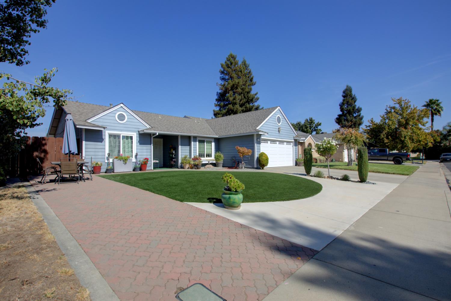 12123 Fearl Dr, Waterford, CA 95386