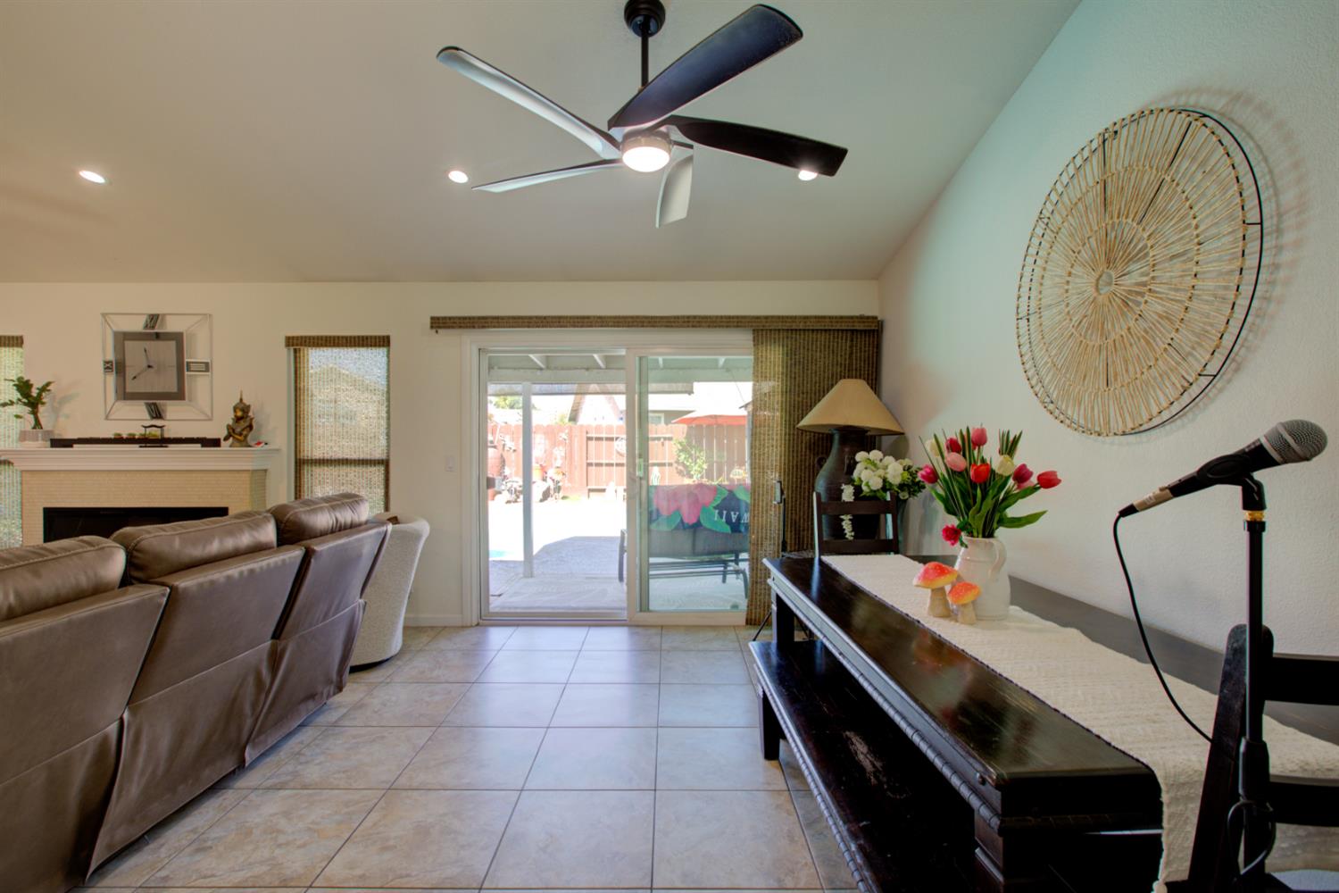 12123 Fearl Dr, Waterford, CA 95386
