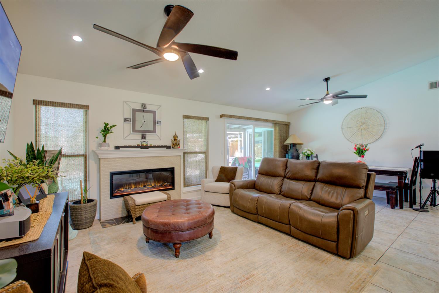 12123 Fearl Dr, Waterford, CA 95386