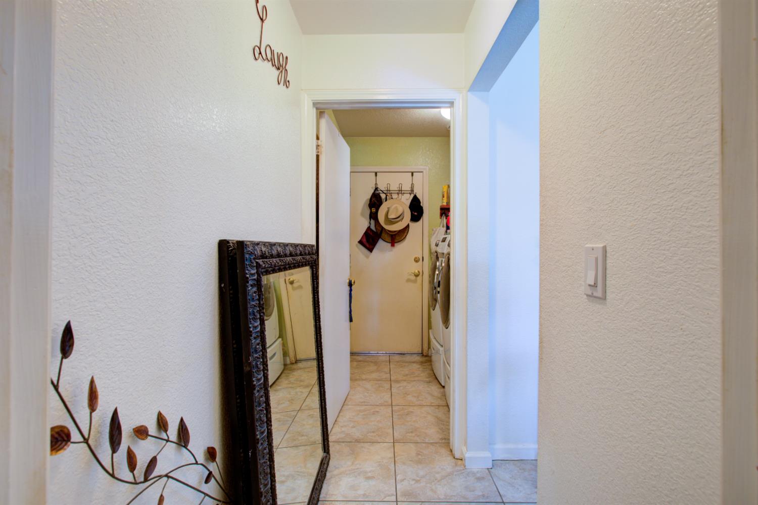 12123 Fearl Dr, Waterford, CA 95386
