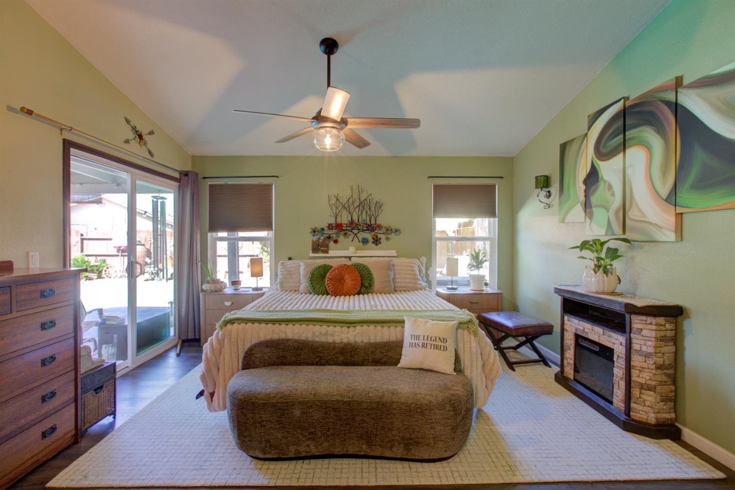 12123 Fearl Dr, Waterford, CA 95386