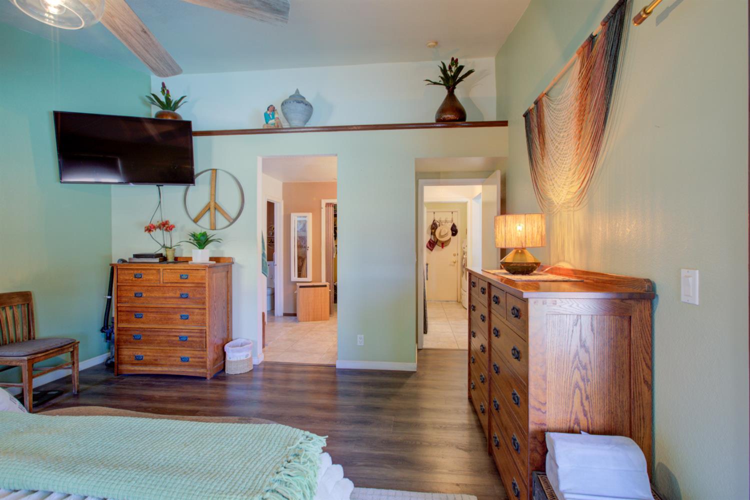 12123 Fearl Dr, Waterford, CA 95386