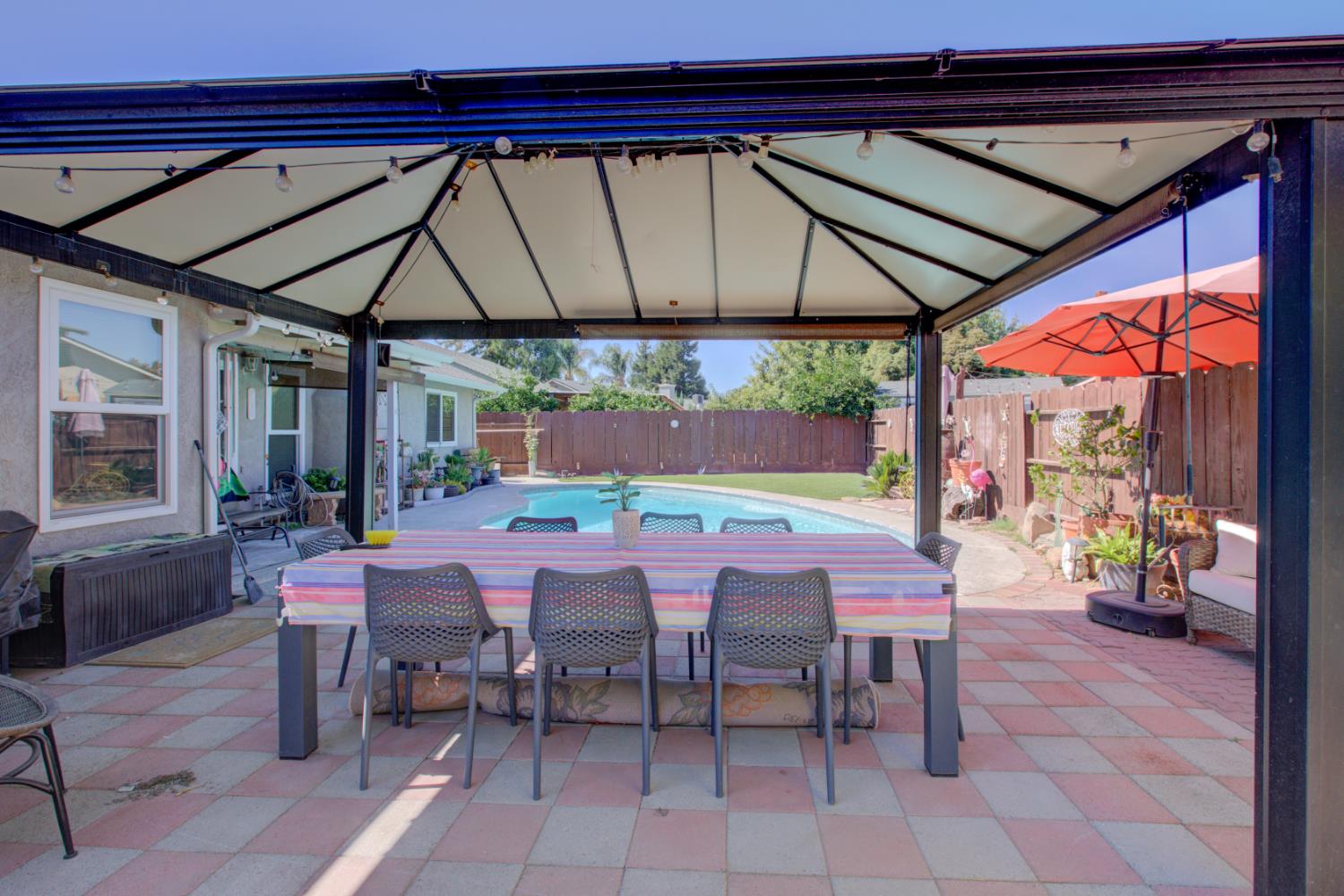 12123 Fearl Dr, Waterford, CA 95386