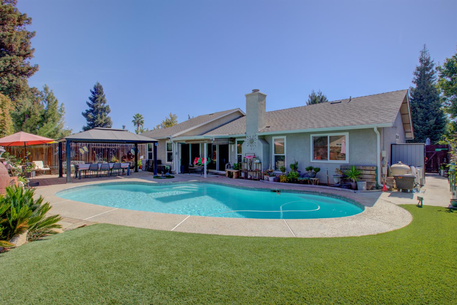 12123 Fearl Dr, Waterford, CA 95386