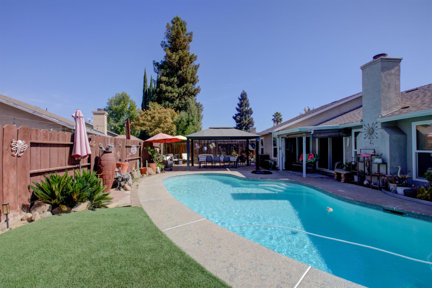 12123 Fearl Dr, Waterford, CA 95386