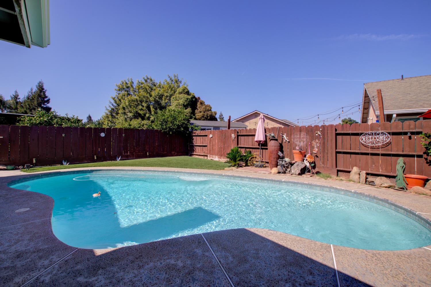 12123 Fearl Dr, Waterford, CA 95386