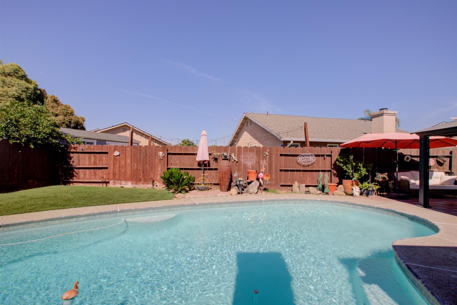 12123 Fearl Dr, Waterford, CA 95386