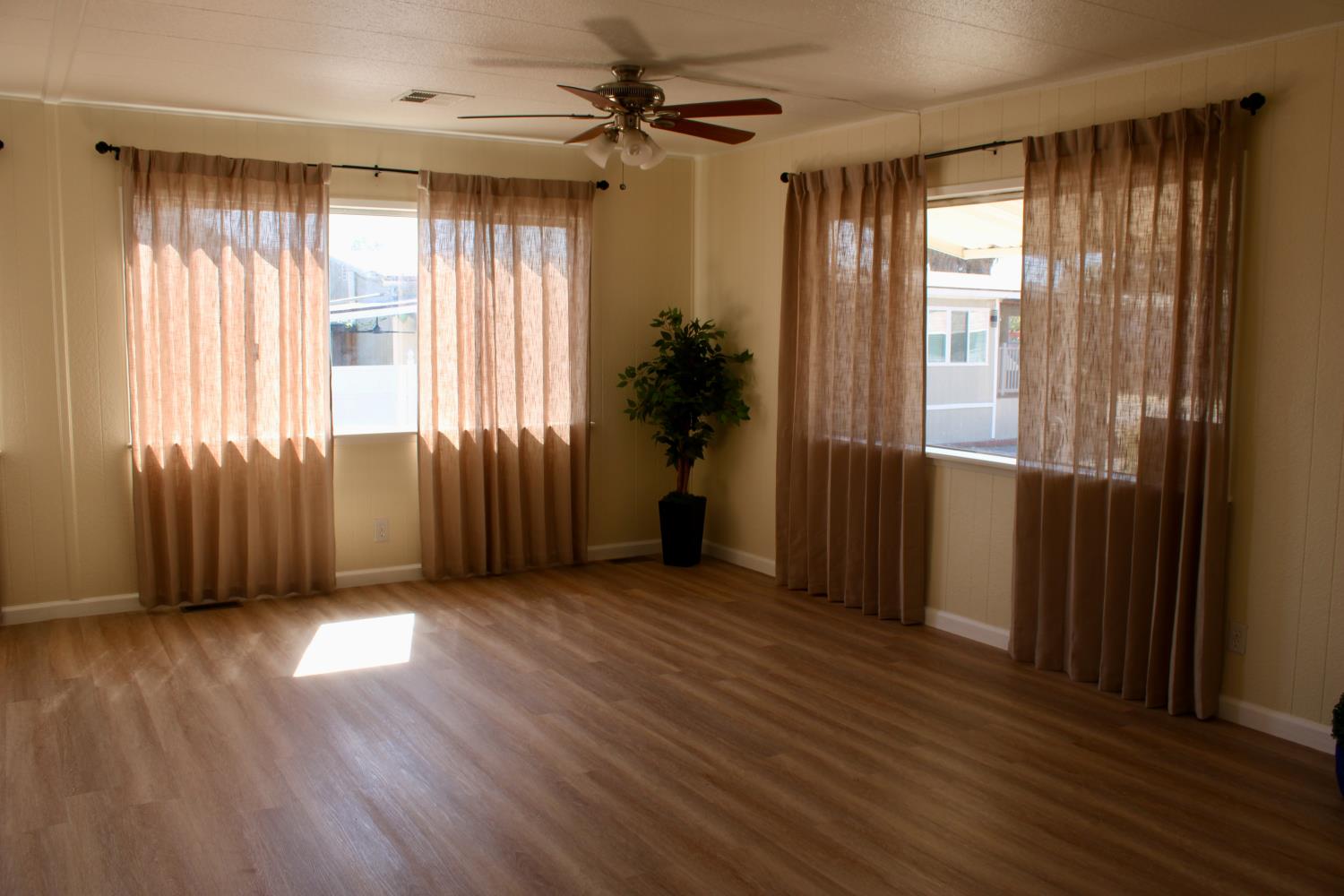 4837 Faith Home #47, Ceres, CA 95307