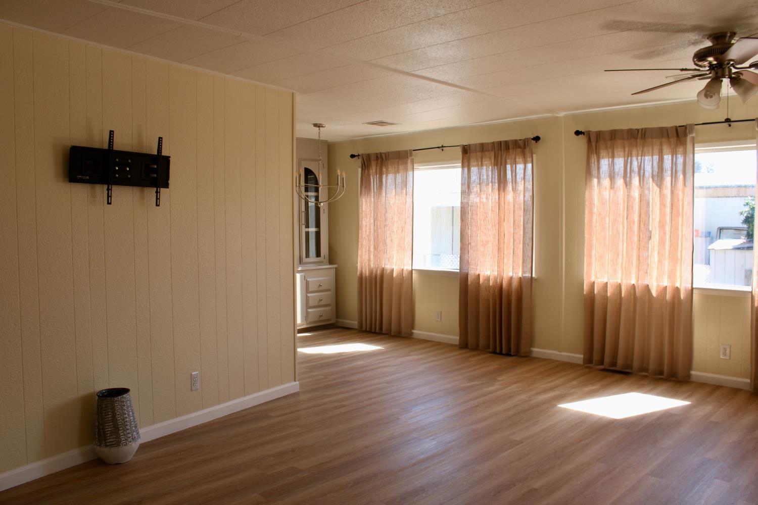 4837 Faith Home #47, Ceres, CA 95307