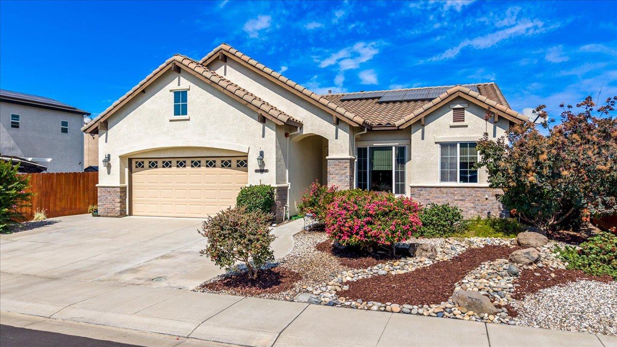 1981 Salvador Way, Manteca, CA 95336
