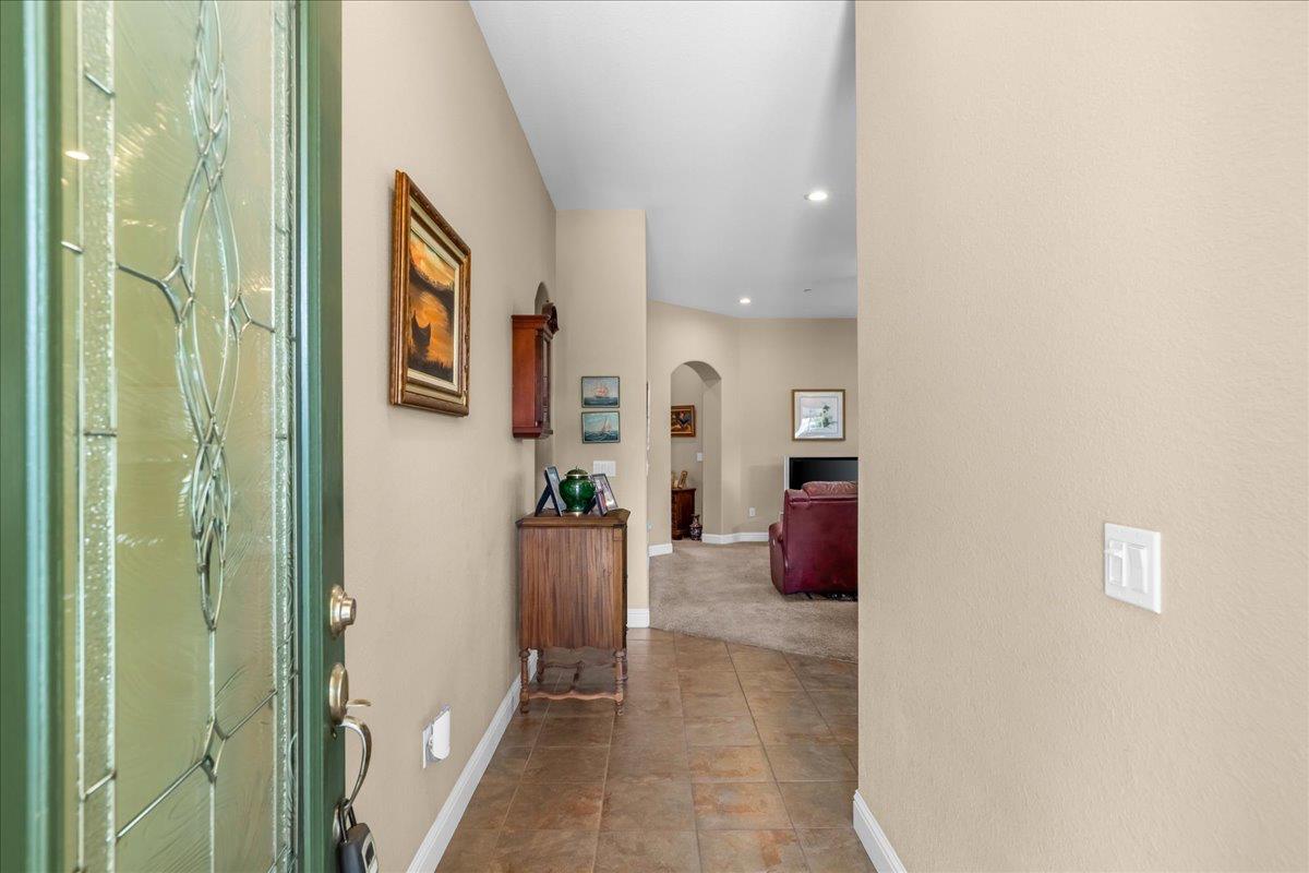 1981 Salvador Way, Manteca, CA 95336