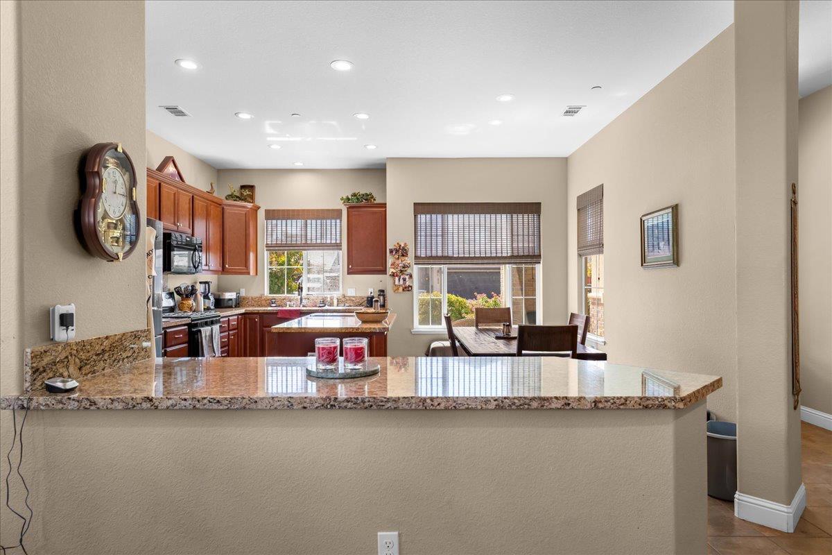1981 Salvador Way, Manteca, CA 95336