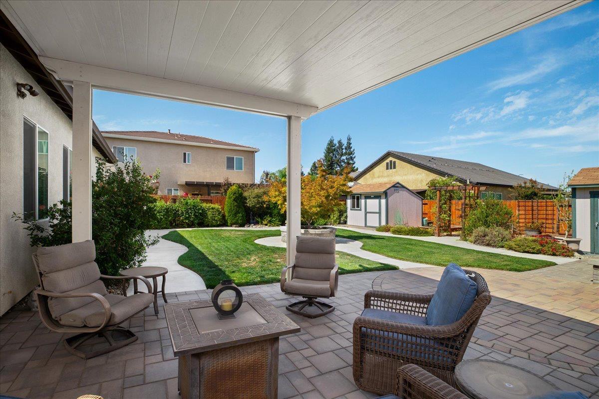 1981 Salvador Way, Manteca, CA 95336