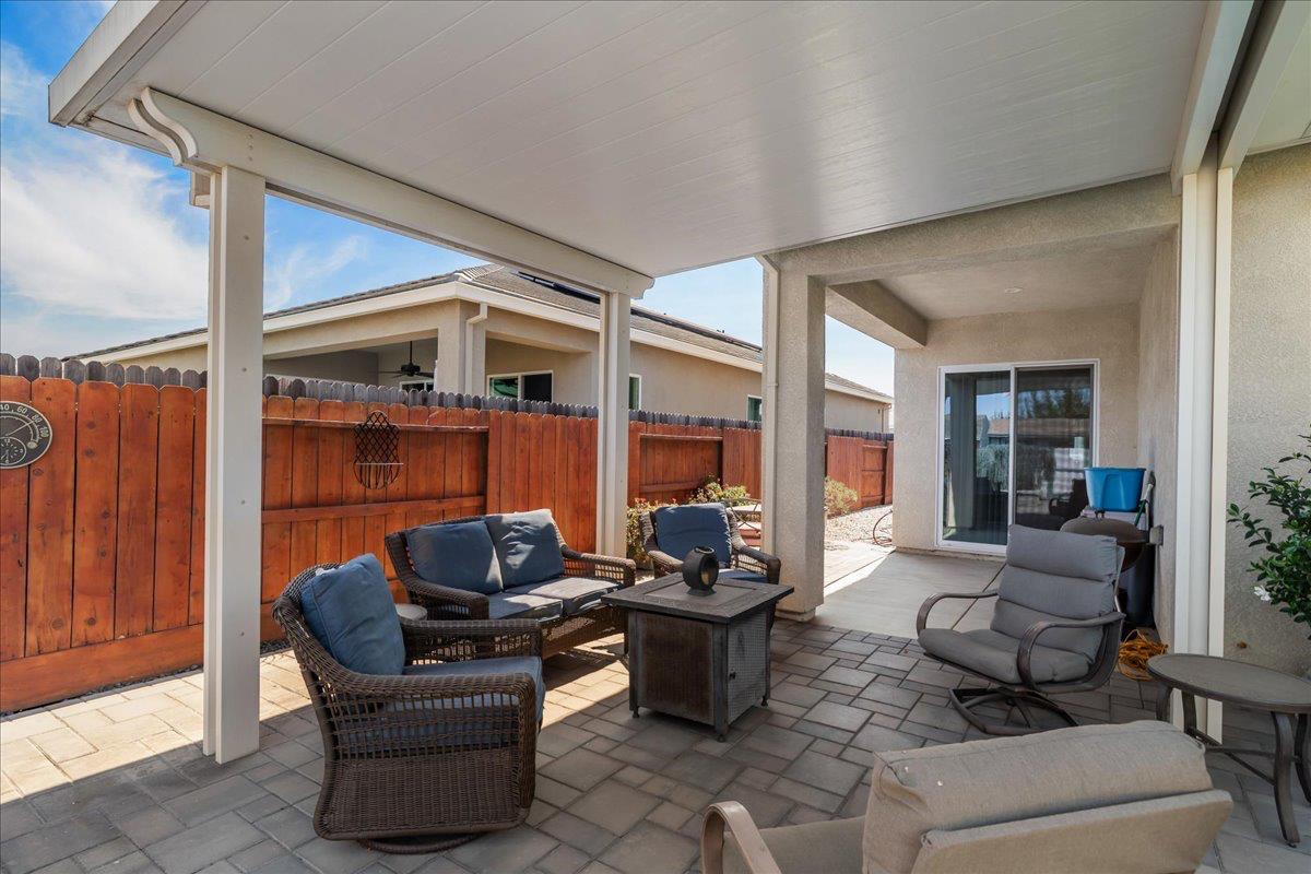 1981 Salvador Way, Manteca, CA 95336