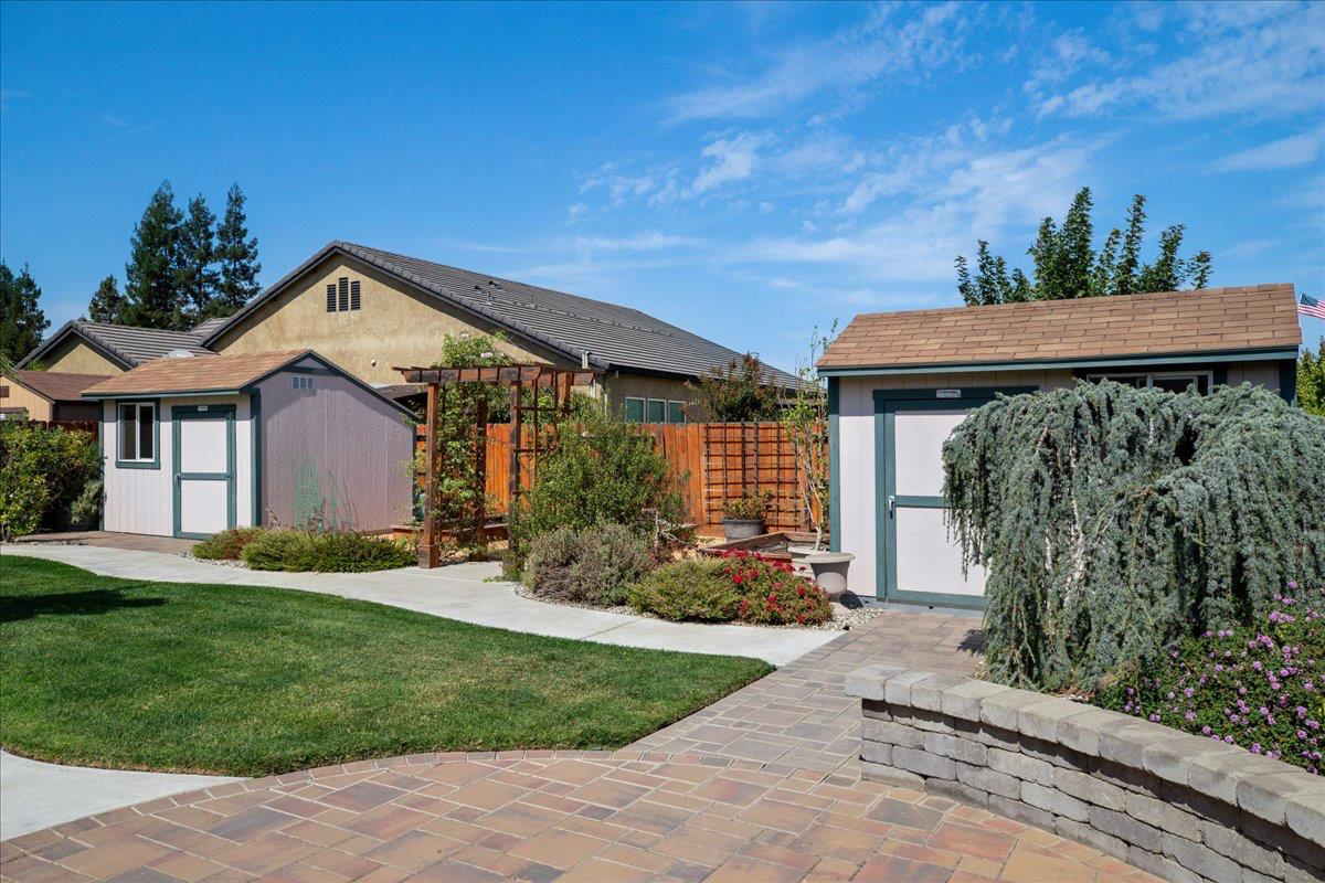 1981 Salvador Way, Manteca, CA 95336