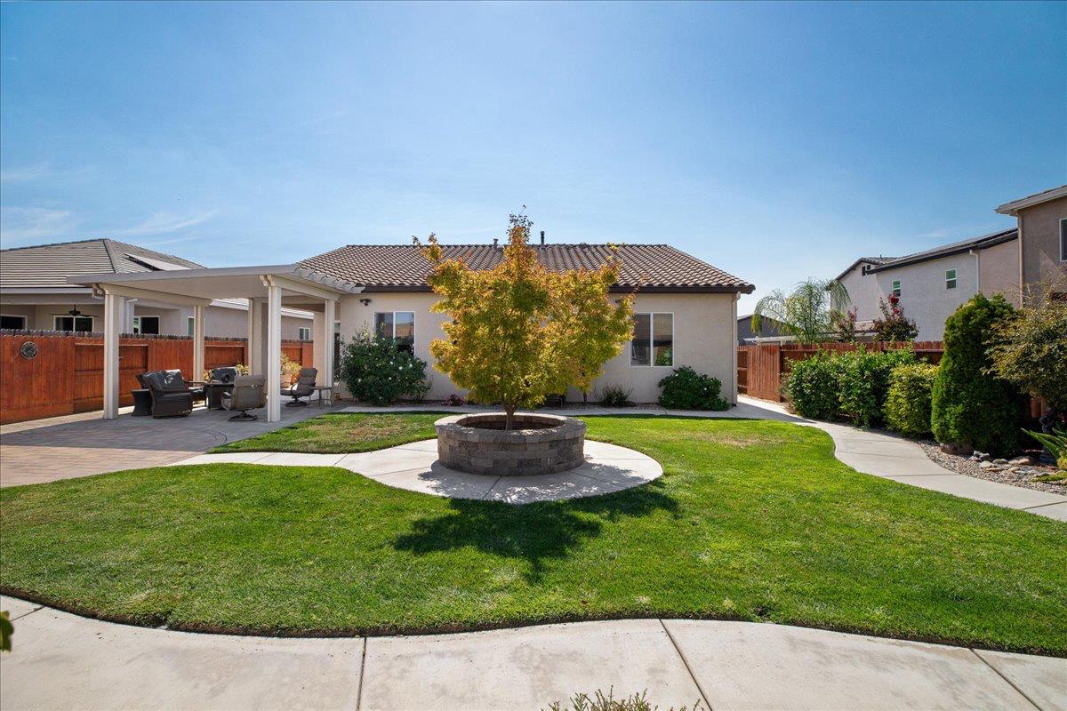 1981 Salvador Way, Manteca, CA 95336