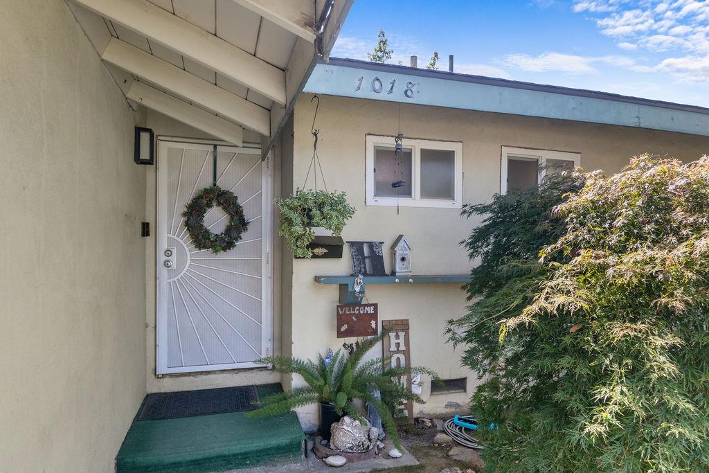 1018 Huntington Dr, Modesto, CA 95350