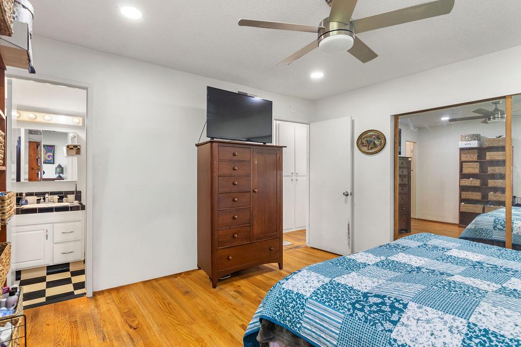1018 Huntington Dr, Modesto, CA 95350
