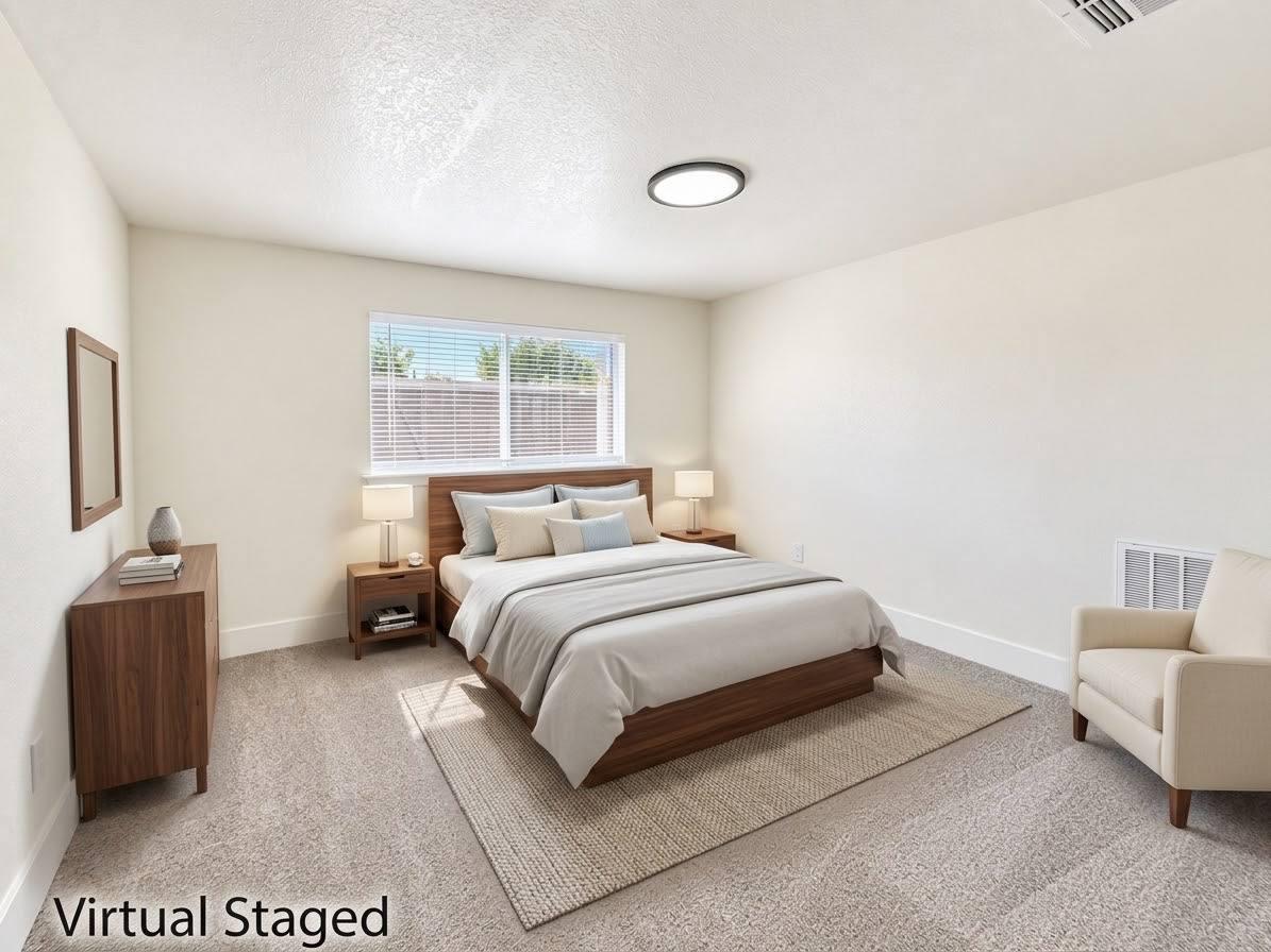 141 W Ashlan Ave, Fresno, CA 93705