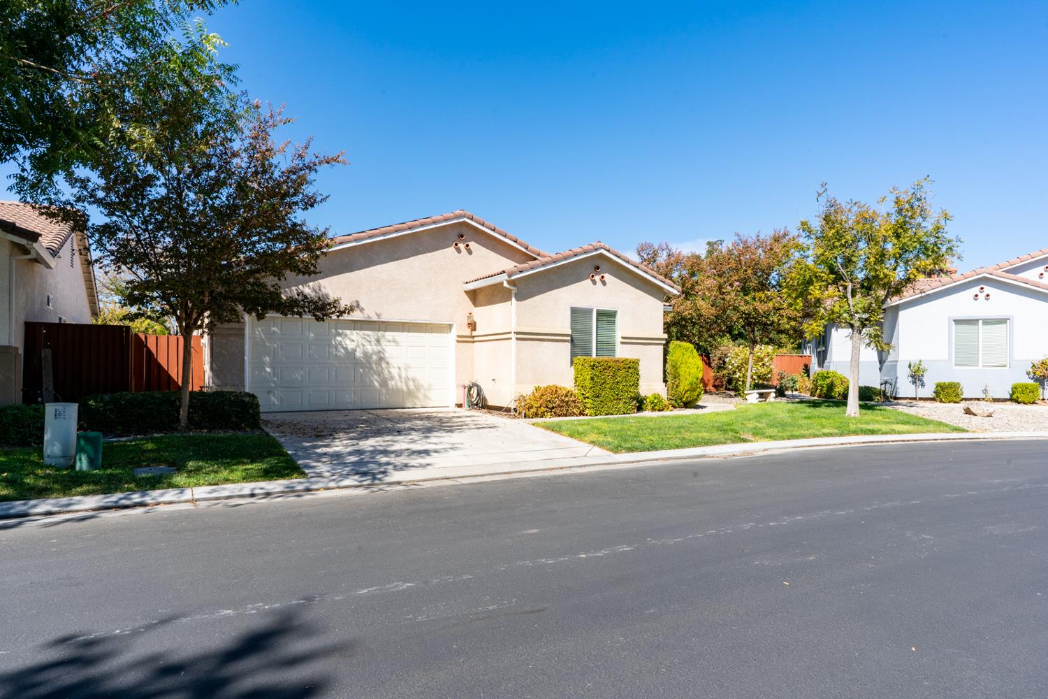2957 La Vina Cir, Los Banos, CA 93635