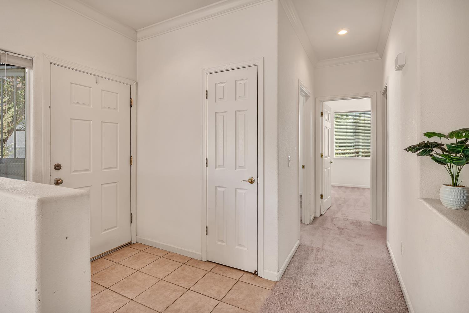 2957 La Vina Cir, Los Banos, CA 93635