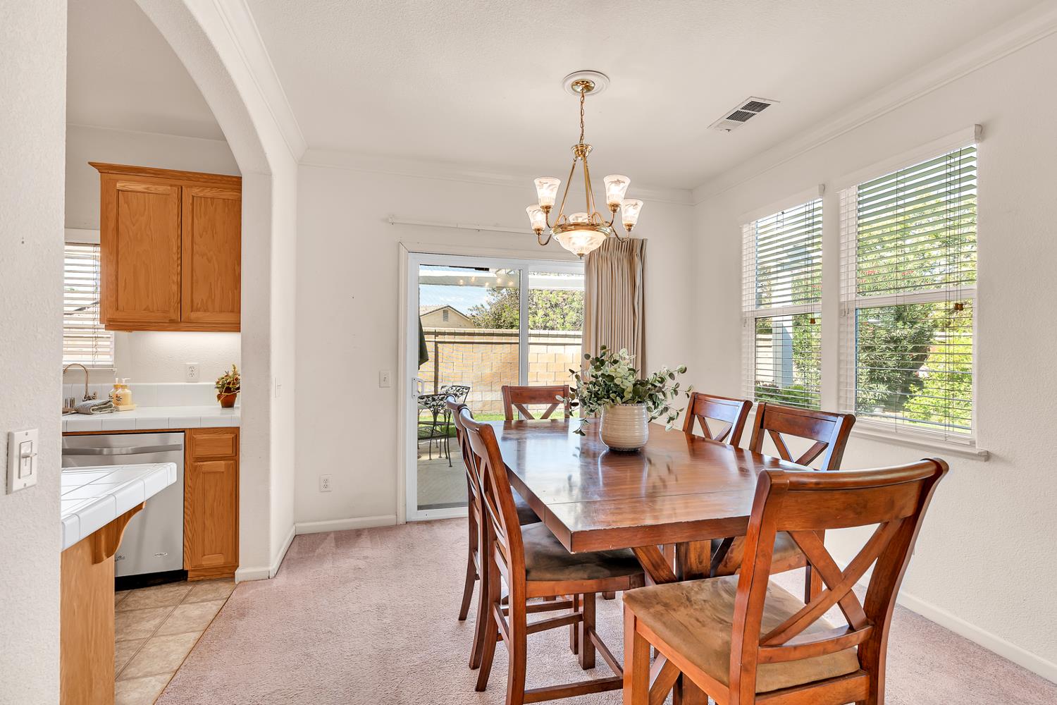 2957 La Vina Cir, Los Banos, CA 93635