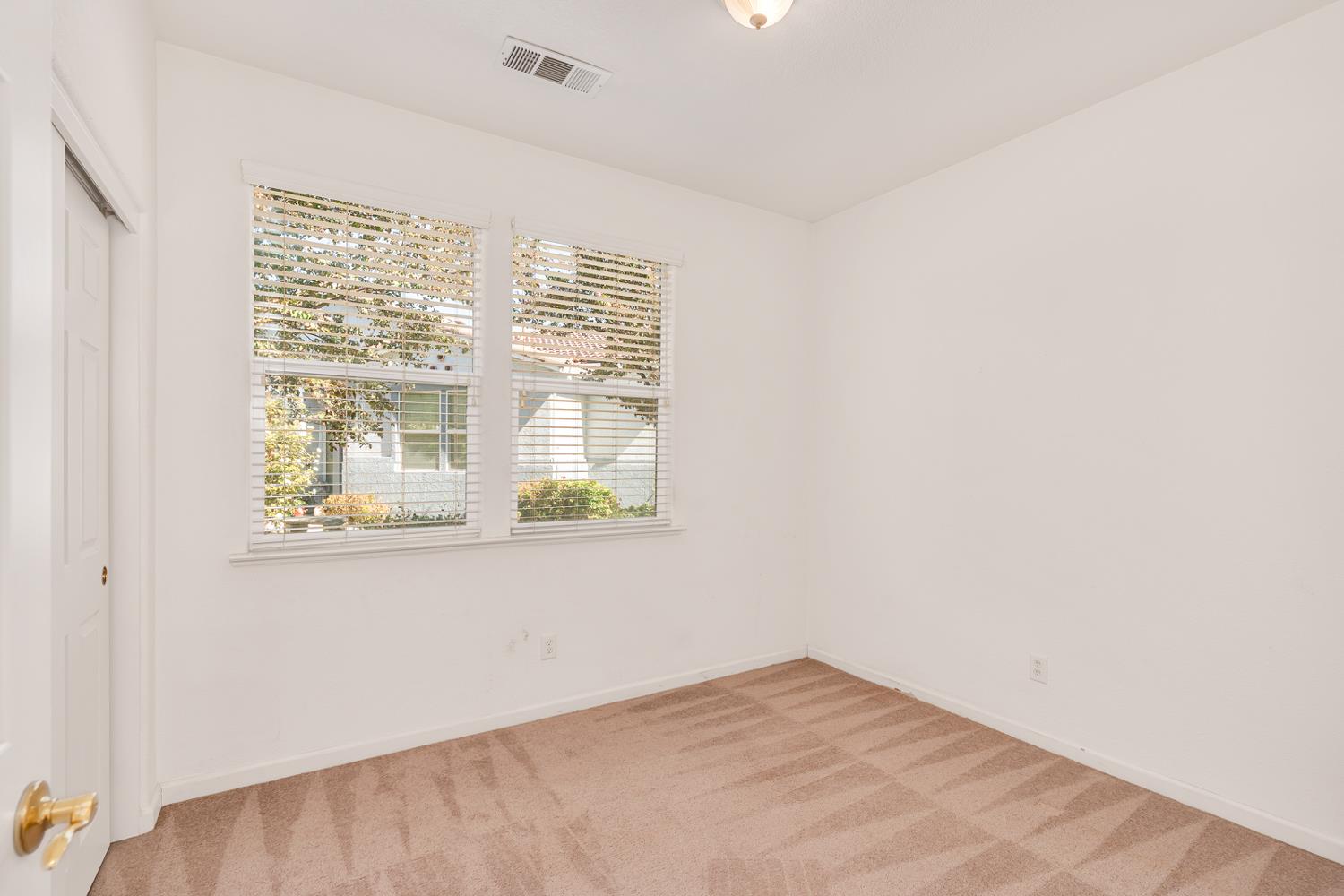 2957 La Vina Cir, Los Banos, CA 93635