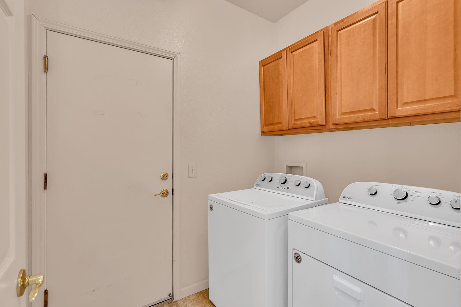 2957 La Vina Cir, Los Banos, CA 93635