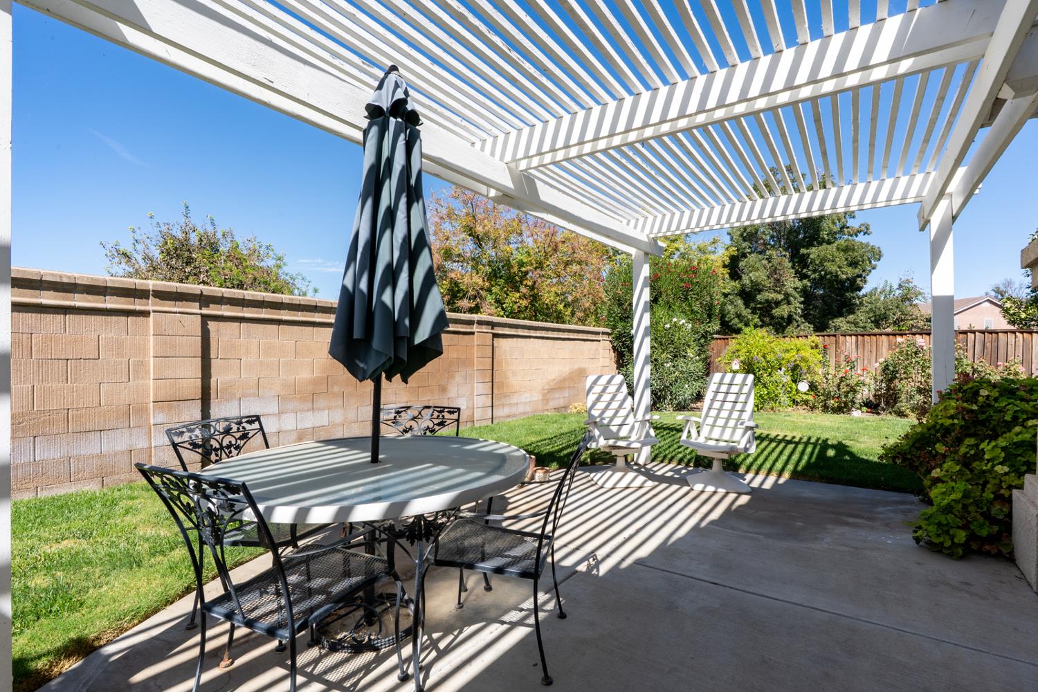 2957 La Vina Cir, Los Banos, CA 93635