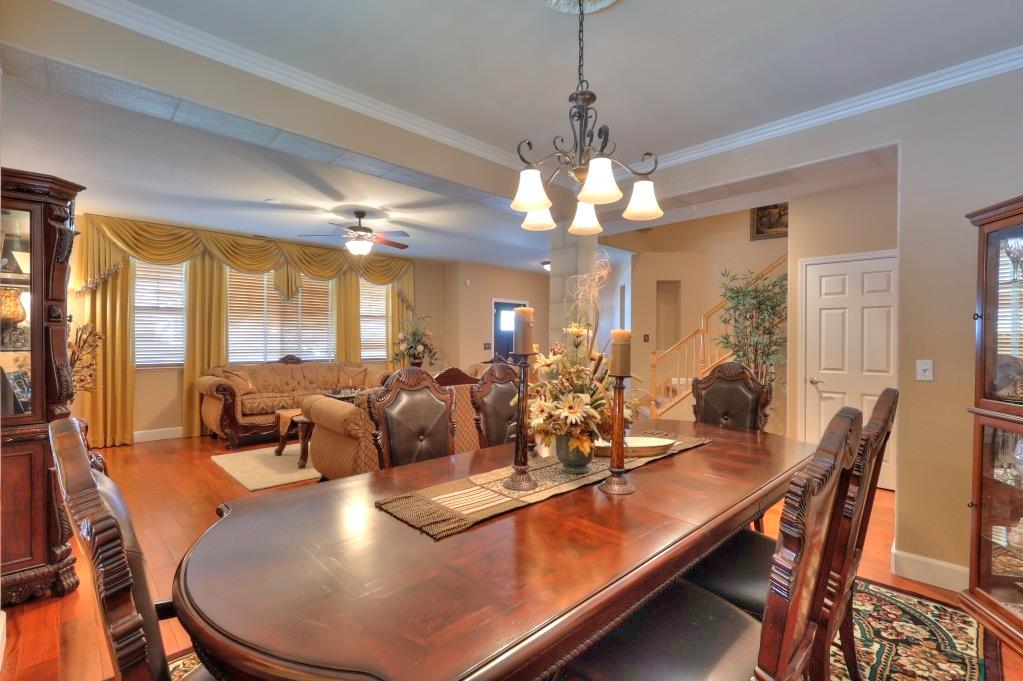 1528 Rose Garden Ct, Modesto, CA 95356