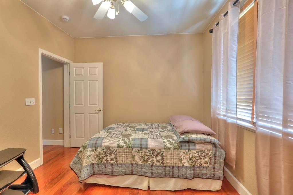 1528 Rose Garden Ct, Modesto, CA 95356