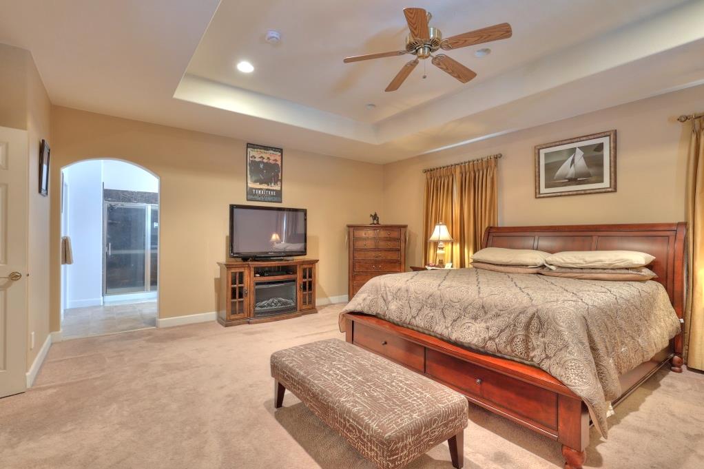 1528 Rose Garden Ct, Modesto, CA 95356