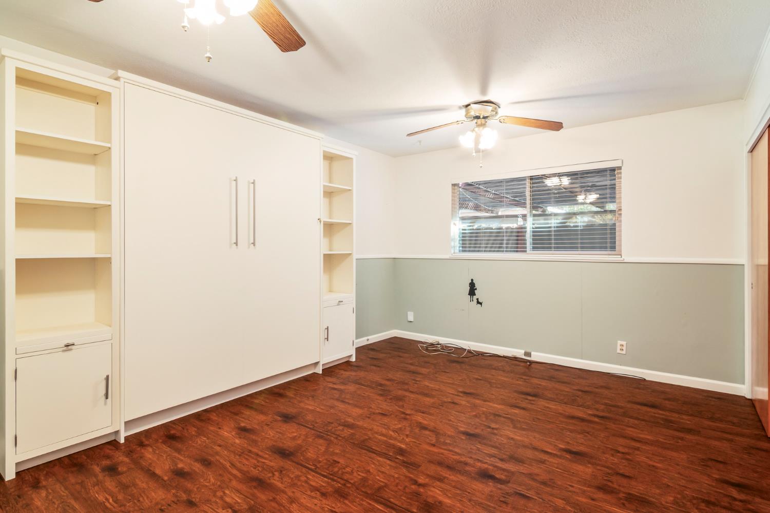 1310 Del Vale Ave, Modesto, CA 95350