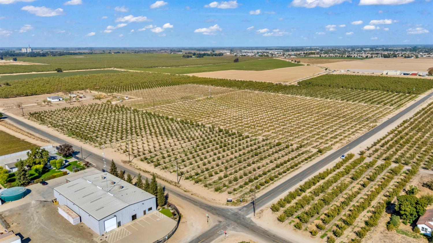 0 14806 Peaqch ave, Livingston, CA 95334