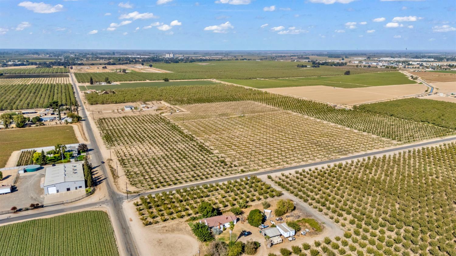 0 14806 Peaqch ave, Livingston, CA 95334